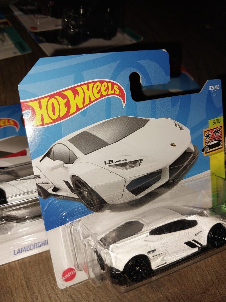Hotwheels Lb-works Lamborghini Huracan Coupe: White Diecast Collectible ...