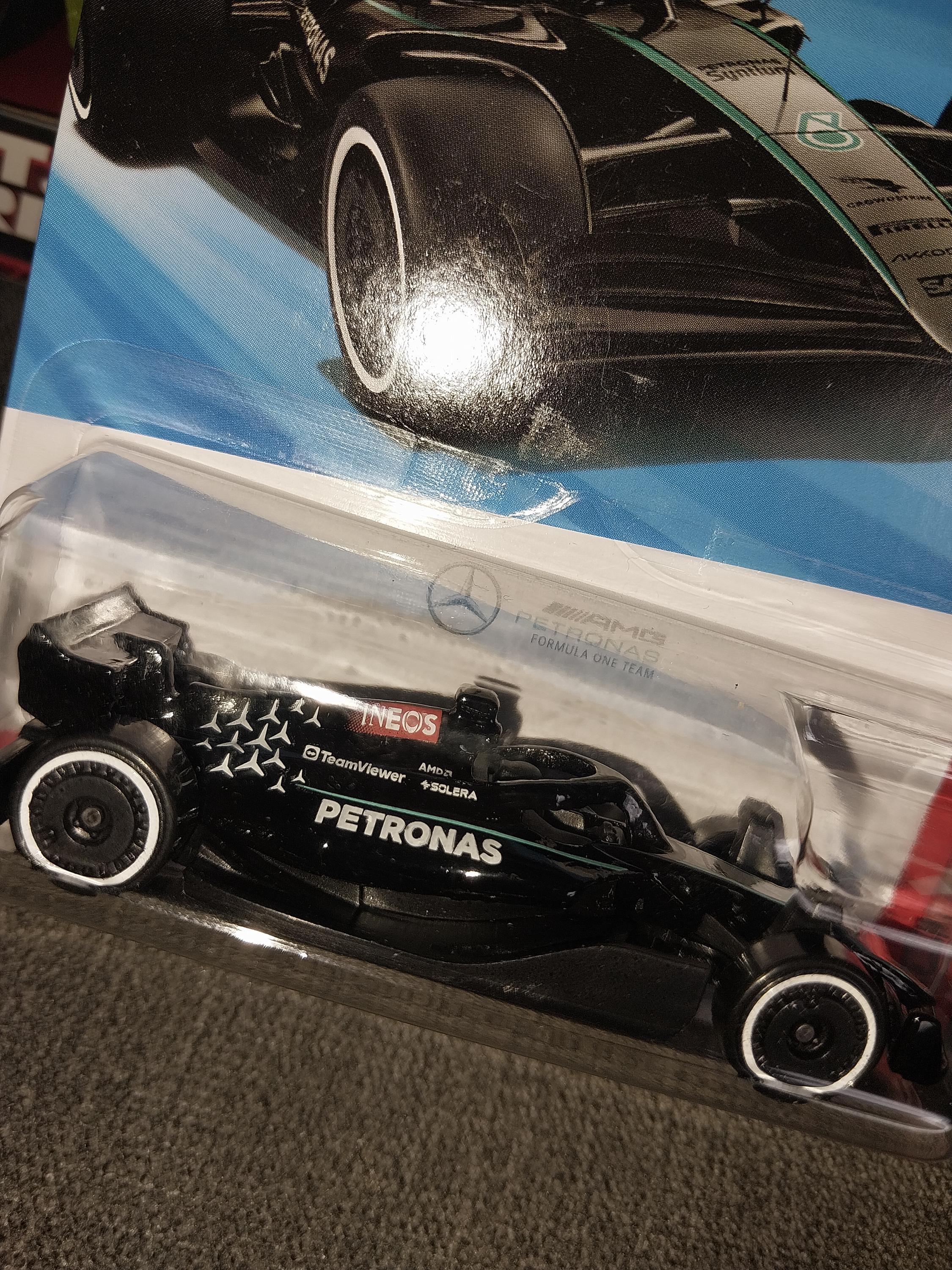 ホットウィール F1 フォーミュラ1 メルセデス AMG ペトロナス