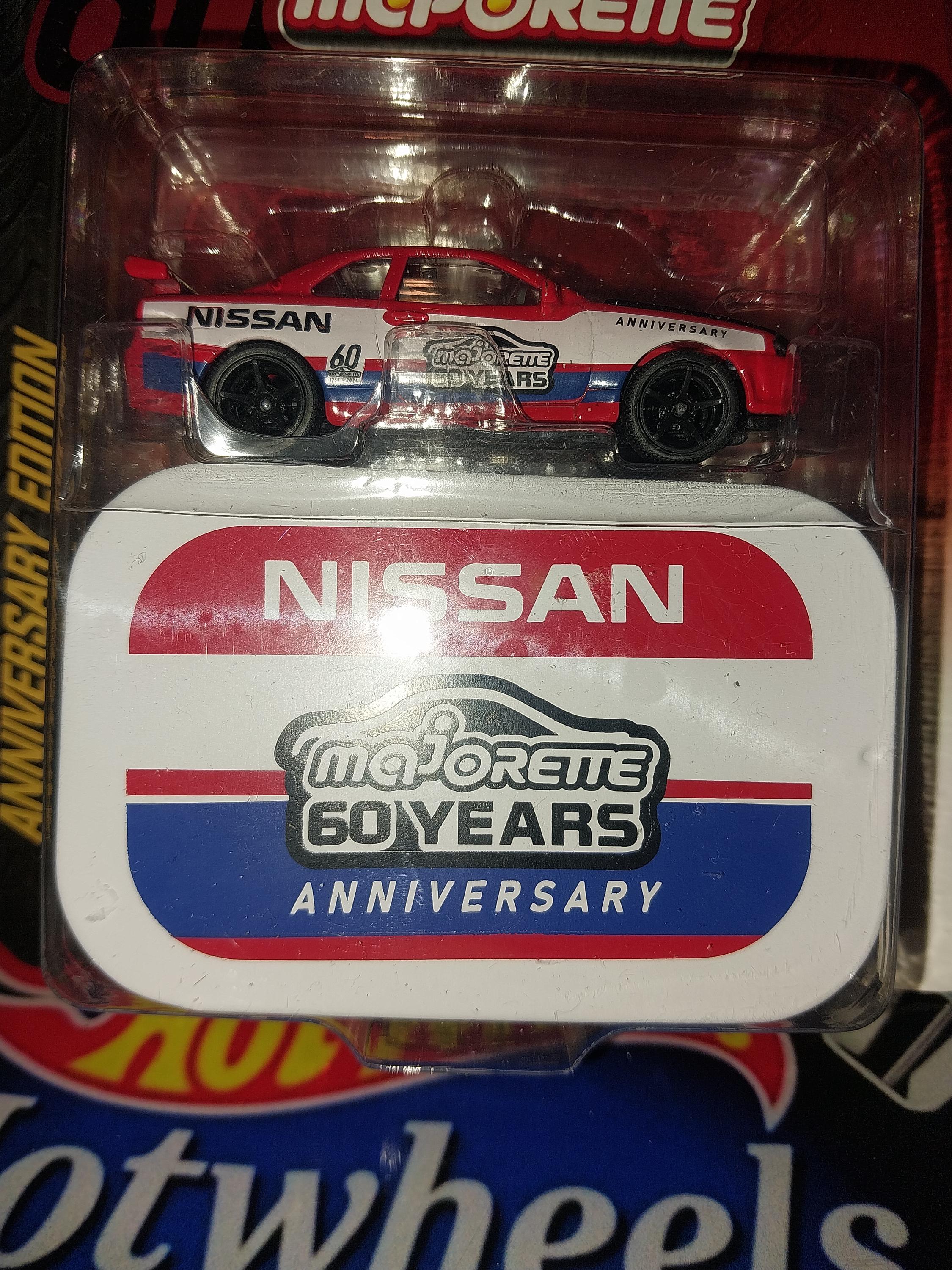 Majorette Nissan Skyline GT-R (R34) 60th Anniversary Edition Die