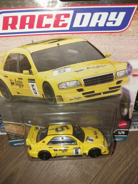 Hotwheels Premium Race Day Car Culture 94 AMG Mercedes C Class DTM