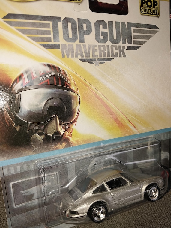 Hotwheels Premium Pop Culture Top Gun Maverick Silver 71 Porsche