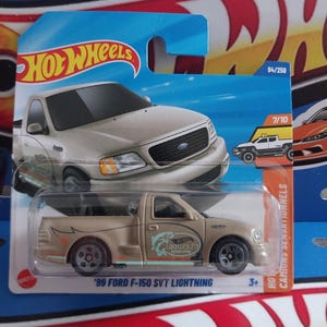 Hotwheels 99 Ford F-150 SVT Lightning: Die-Cast Sammler Spielzeug Modellauto