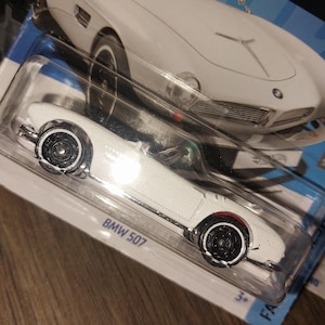 Hotwheels Factory Fresh White BMW 507 Short card Rare to find in beautiful condition  lovely gift for all ages