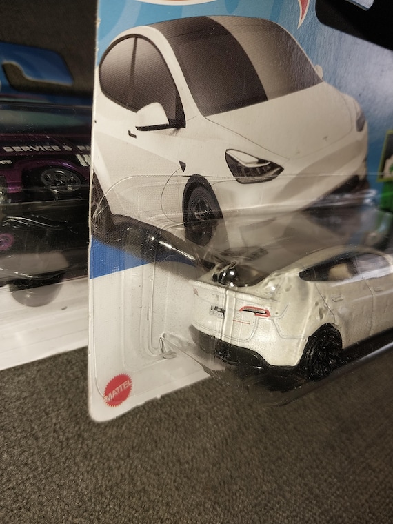 Hotwheels HW Green Speed White Tesla Model Y Short Card Rare to