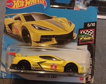 Hot Wheels Corvette C8-R Race Day Argento - 1/64 Con Ruote Nere, Modificata