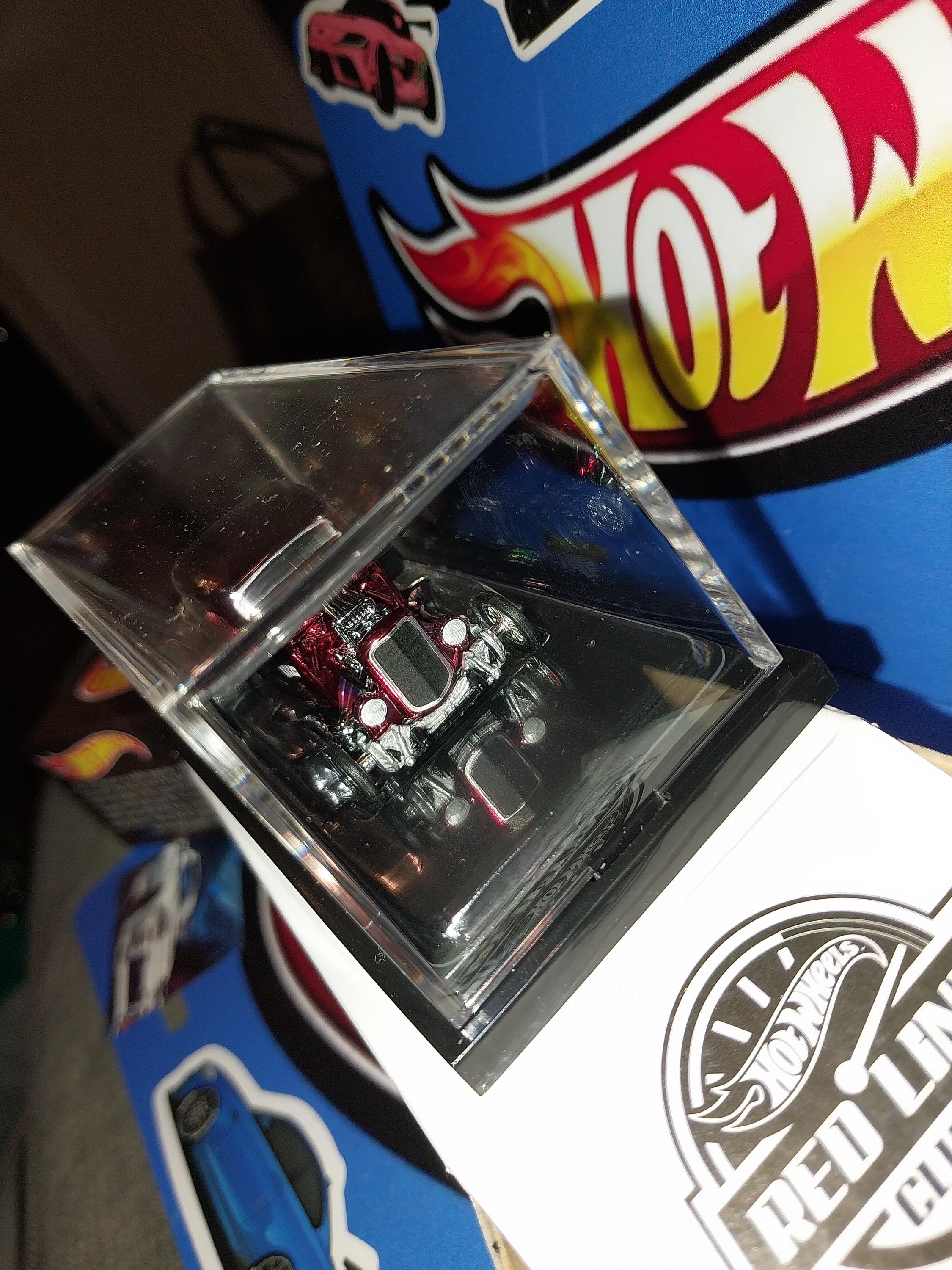 Hot Wheels 1932 Ford Coupe Diecast Model Car - Redline Club