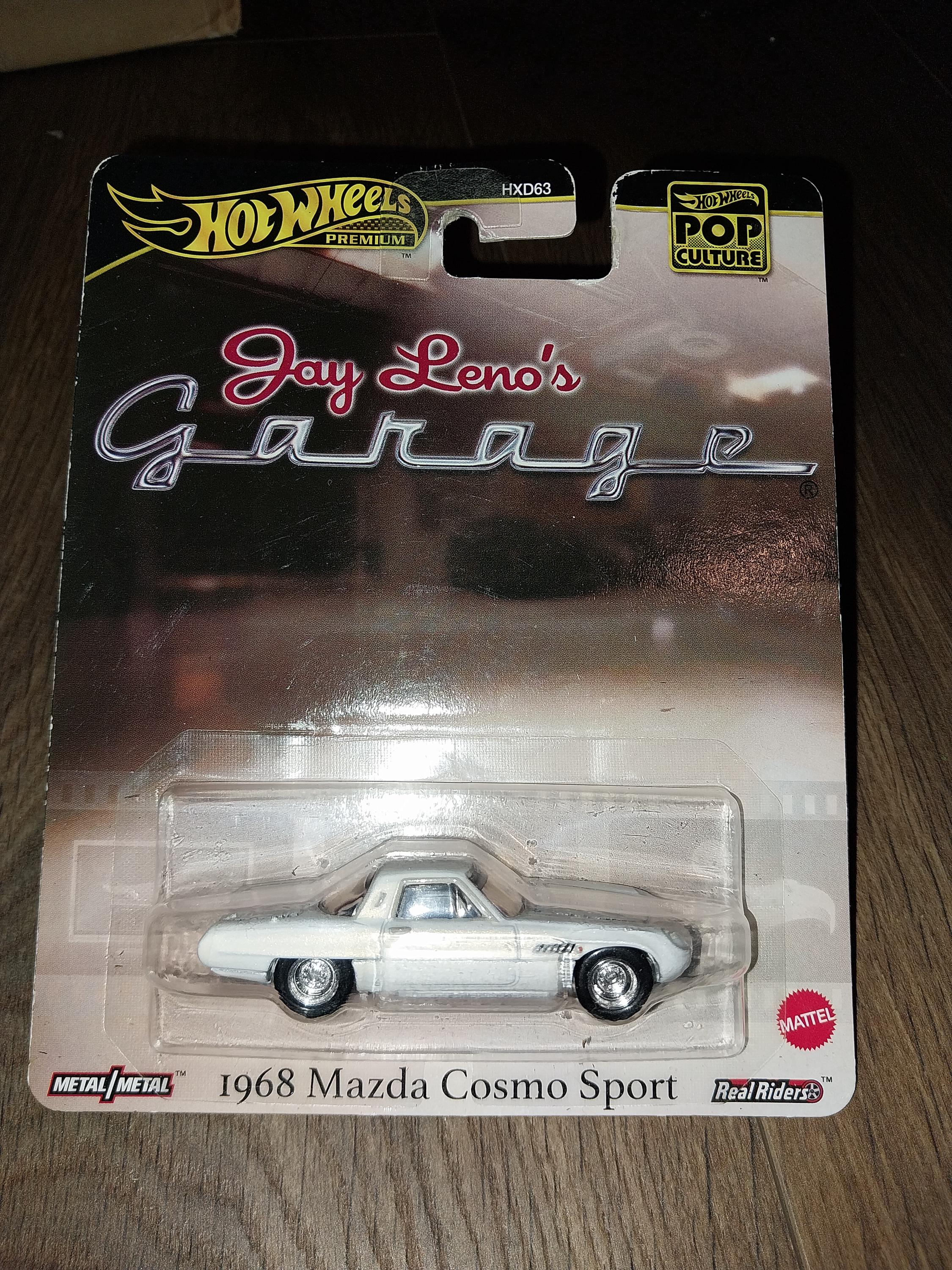 Hotwheels Premium Pop Culture Jay Lenos Garage 1968 Mazda Cosmo