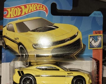 ホットウィール イエロー バンブルビー カマロ ZL1: マッスルマニア