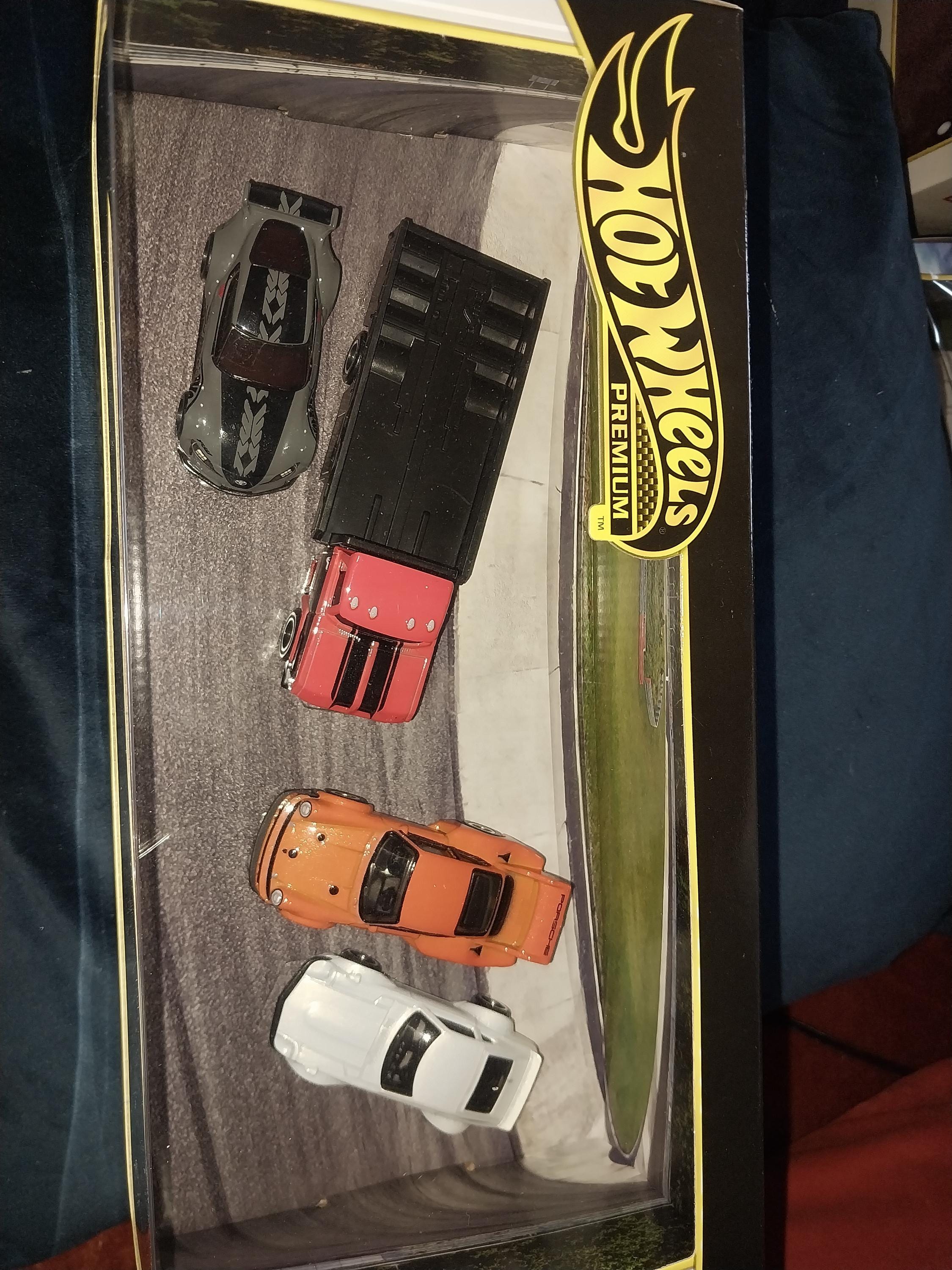 Hotwheels Premium Collectable Display Set Wide Body 4 Pack