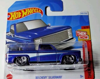 ホットウィール '83 シボレー シルバラード：ダークブルー 過去と現在