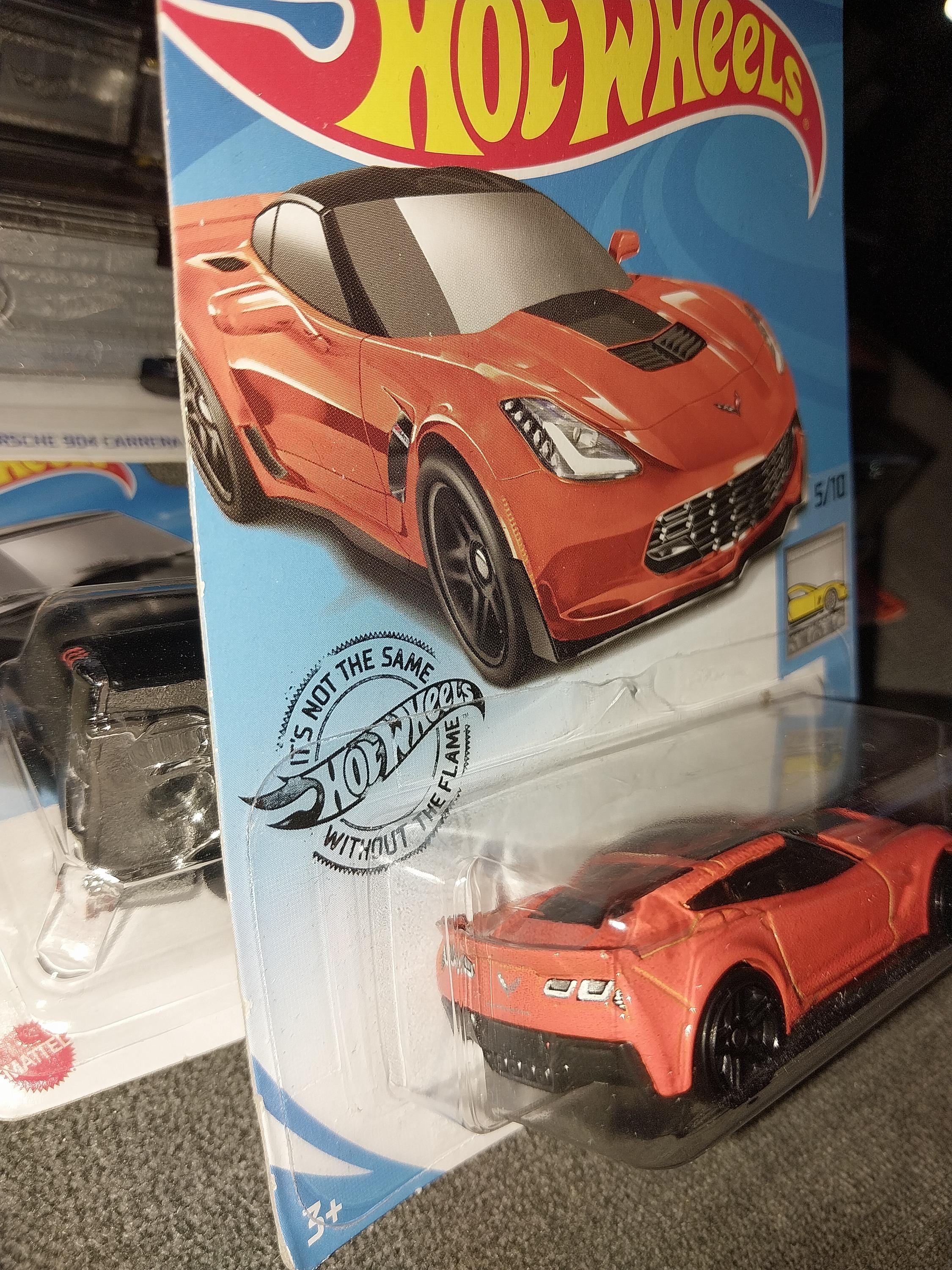 ホットウィール コルベット C7 Z06：オレンジ ダイキャスト アメリカン