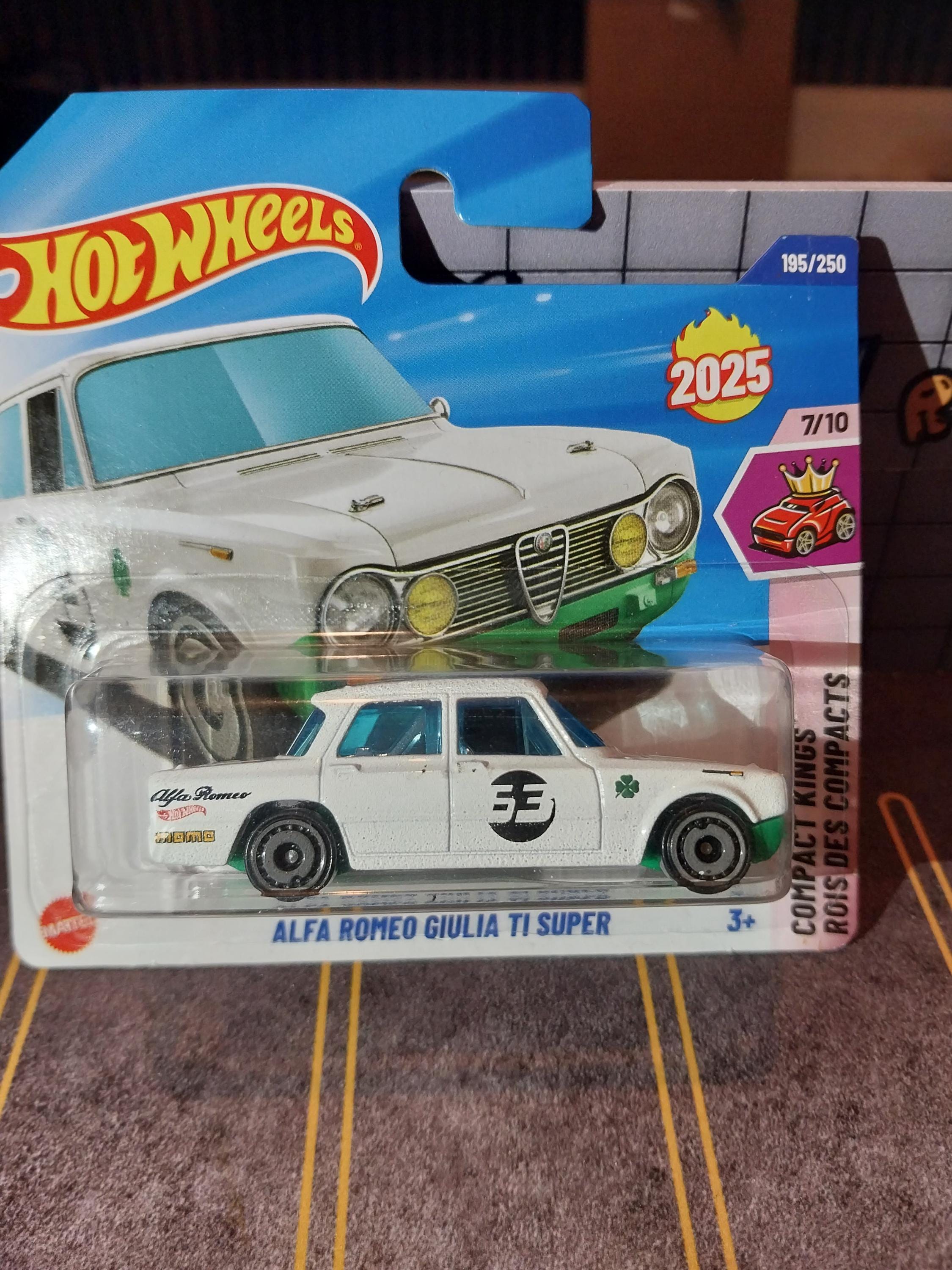 Hotwheels Alfa Romeo Giulia TI Super From Compact Kings Sub Series