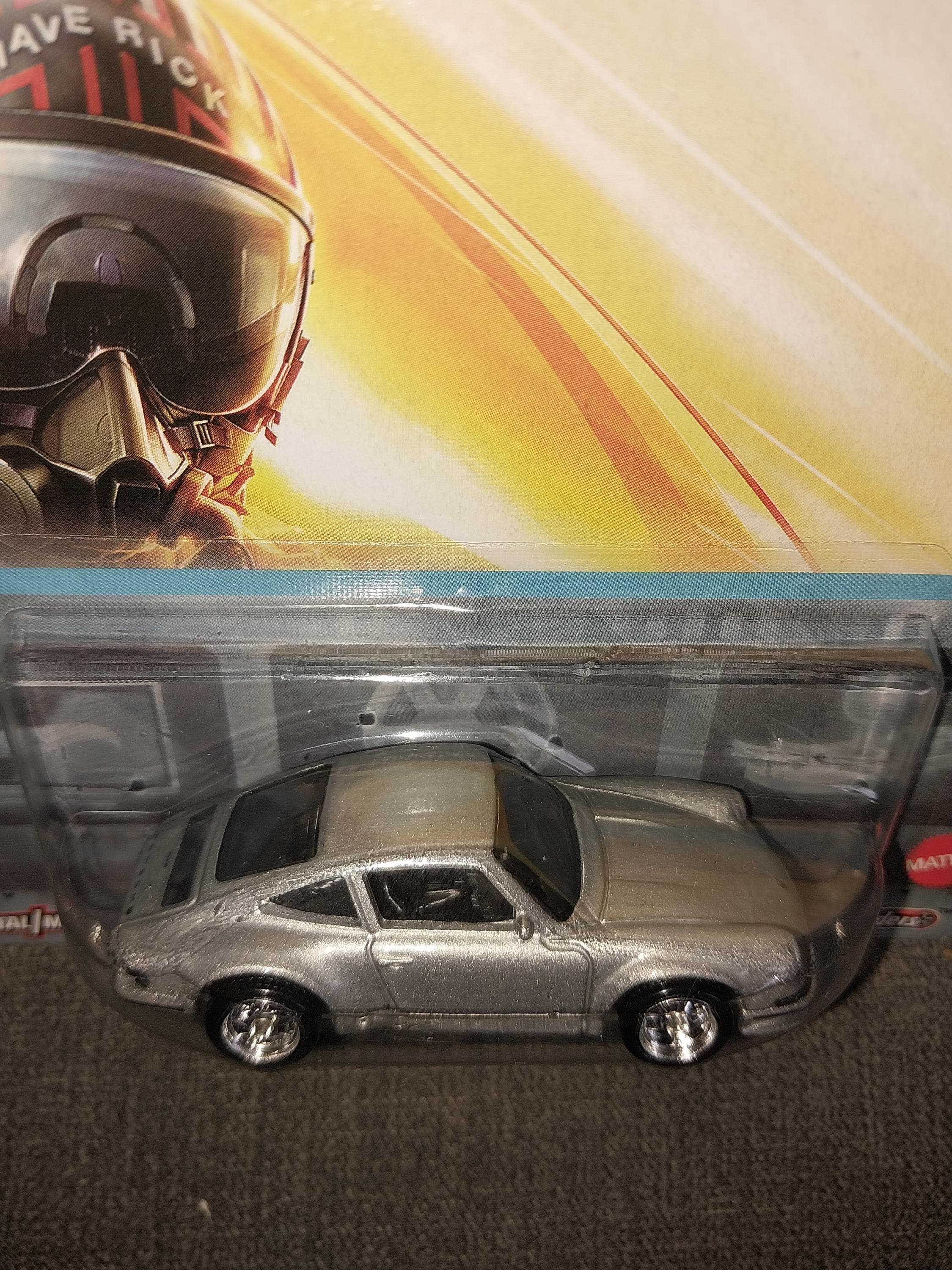 Hotwheels Premium Pop Culture Top Gun Maverick Silver 71 Porsche