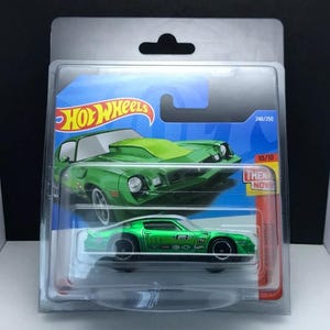 Hotwheels 81 Camaro grüne Dan & Now Kollektion kurze Karte super Zustand. Seltenes Modell schönes Geschenk für alle Altersgruppen. Sammler und Kinder gleichermaßen