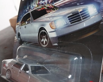 ホットウィール メルセデス・ベンツ 500 SEL – プレミアム ワイルド