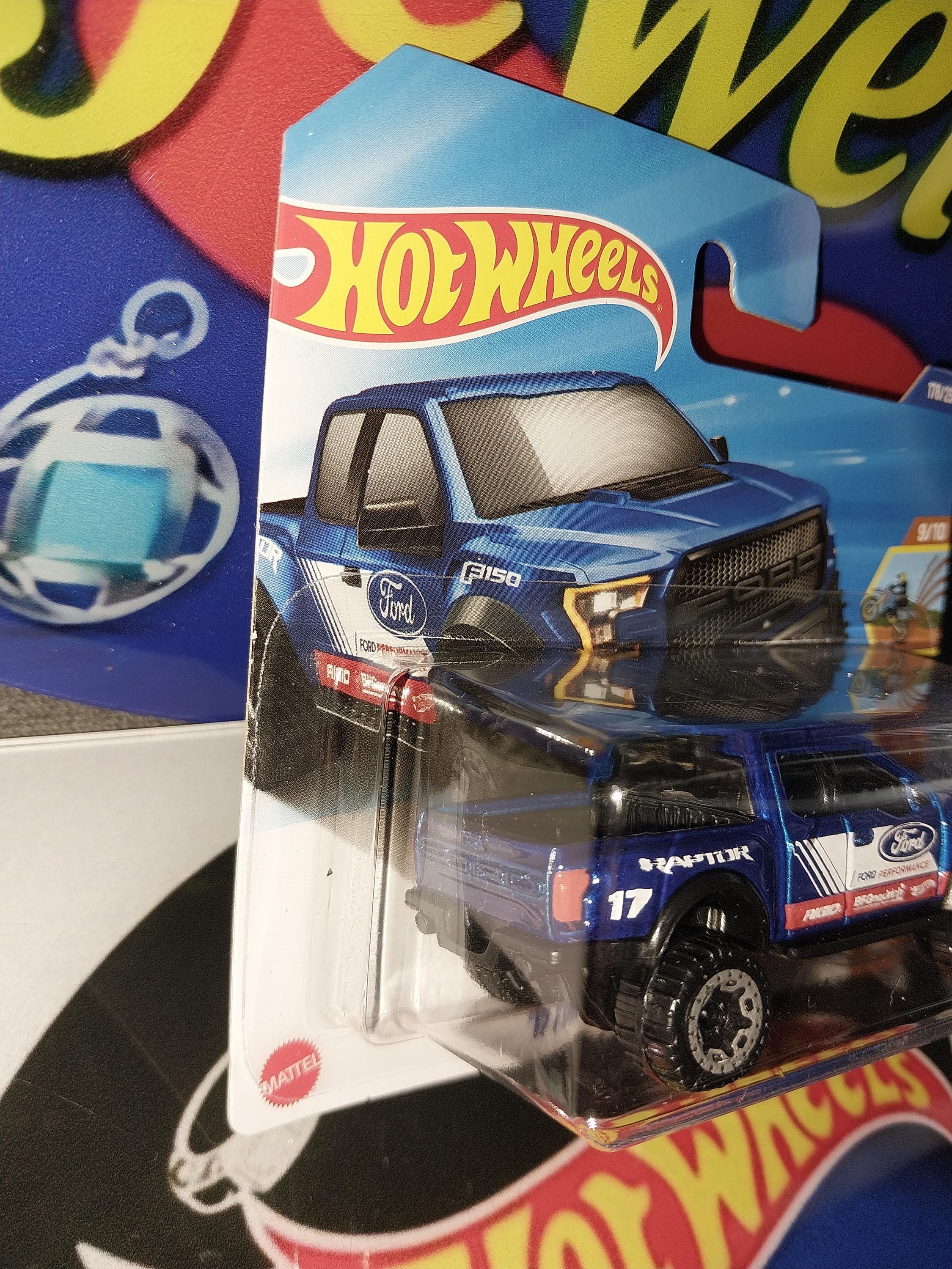 Hotwheels 17 Ford F-150 Raptor HW Dirt Sub Series Short Card Rare