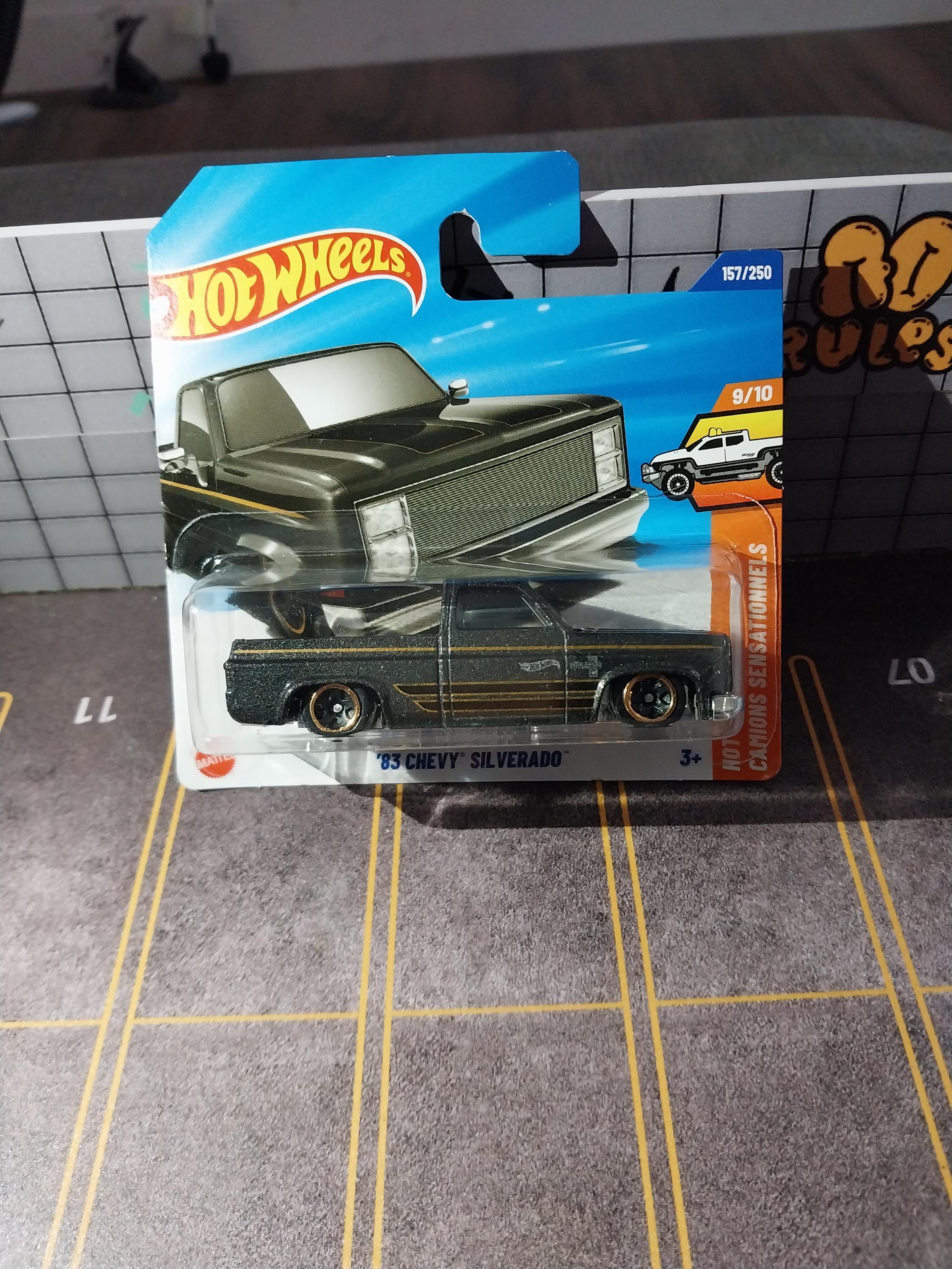 Hotwheels 83 silverado - Etsy 日本