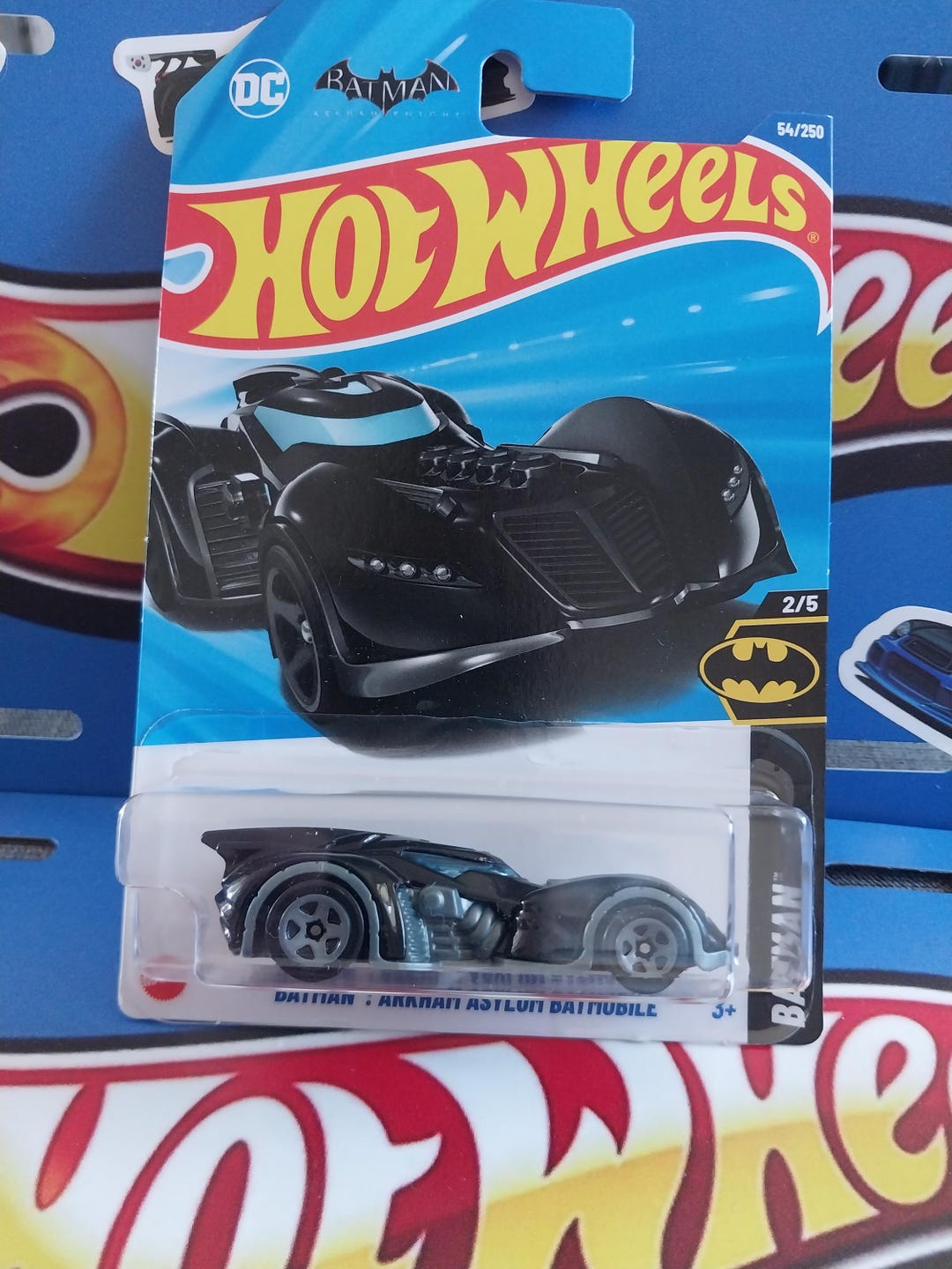 Hot Wheels Batman Arkham Asylum Batmobile Batmobile Long Card: DC