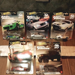 Set completo Hot Wheels Fast and Furious 25° Anniversario, rare auto die-cast di alta qualità: Mitsubishi Eclipse, Chase, Mercedes 500Sl, Boss, Mustang