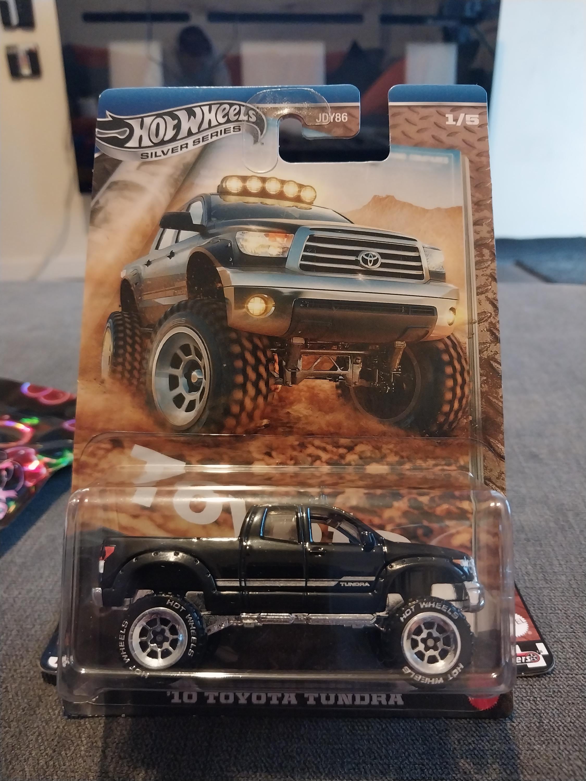 Produktbild von Hot Wheels Silver Series – Toyota Tundra, 10er Set, Spielzeugautos Für Sammler & Kinder