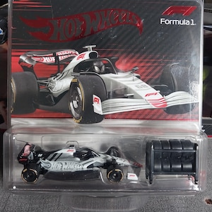 Hot Wheels 2025 RLC Exclusive Formula 1: Diecast Collectors Car