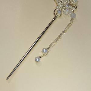 Vintage Elegant Butterfly Chinese Hairpin with Floral Ornament and Dangling Beads, Stick Hairpin,Hair Accessory, Women&#39;s Jewelry,Hair Needle