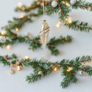 Blown Glass Christmas Ornament - Gold Spiral Icicle Decoration - Handmade Holiday Tree Ornament - Unique Ornament for Christmas Tree