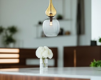 Artisan Blown Glass Pendant Light – Modern Dining Room Luminaire