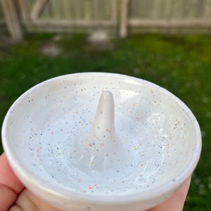 Speckled Ring Dish – White Ceramic Jewelry Holder with Center Cone | Minimalist Handmade Ring Bowl