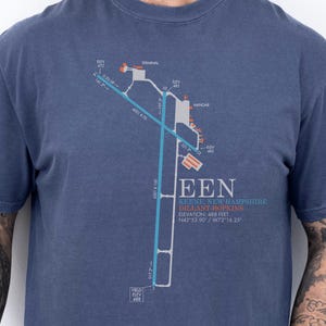 Camiseta personalizada para entusiastas de la aviación, diagrama de aeropuerto, regalo para piloto, elige tu propio aeropuerto, regalo de aviación para aviadores, mapa del aeropuerto, personalizada