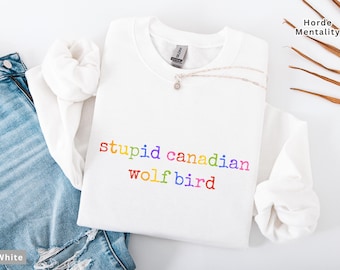 Sudadera minimalista con diseño de pájaro lobo canadiense estúpido, arcoíris, divertida cita gay, romance de hockey, sudadera con diseño de sudadera LGBT, regalo para fanáticos del hockey