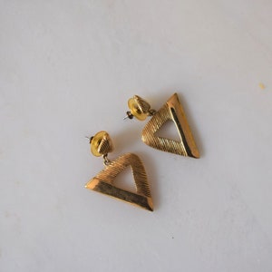 Vintage Trifari Triangle Earrings: 80s Gold Geometric Dangle