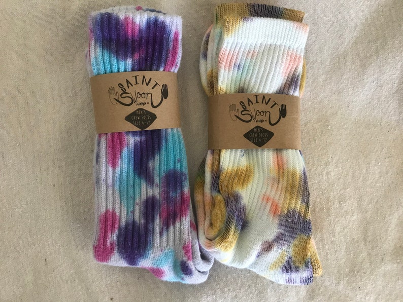 Set of 2 Men/'s Tie Dye Crew Socks