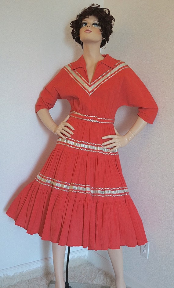 Vintage Like Dresses 10