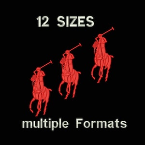 Könnte beinhalten: Rotes, gesticktes Polo-Spieler-Logo auf schwarzem Hintergrund. Das Bild enthält den Text "12 GRÖSSEN" und "mehrere Formate". Das Logo zeigt einen Reiter auf einem Pferd, der einen Poloschläger hält.