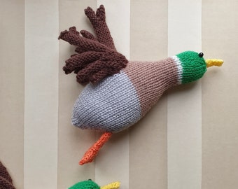 Fred the Flying Duck knitting pattern - wall art faux taxidermy - easy knit for beginners