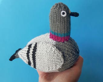 Pigeon knitting pattern - Bill the Pigeon - cute cuddly and easy to knit for beginners - bird knitting pattern pigeon toy