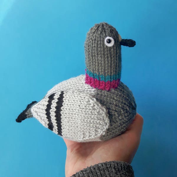 Pigeon knitting pattern - Bill the Pigeon - cute cuddly and easy to knit for beginners - bird knitting pattern pigeon toy