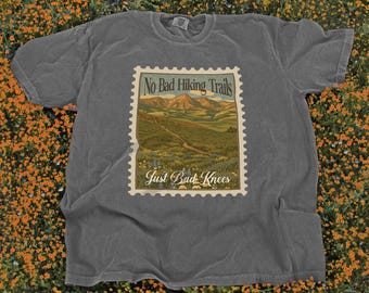 Geen slechte paden gewoon slechte knieën wandelshirt, buiten T-shirt, campingshirt, natuurtrui, Gildan 100% katoen uniseks T-shirt, natuurliefhebber cadeau