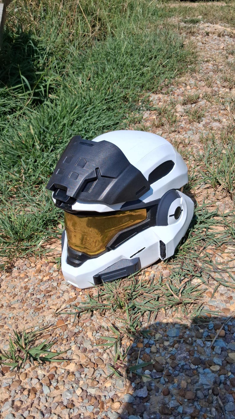 Halo Reach Noble 6 (Mark VB) 3D printed Life-size fan made helmet image 6
