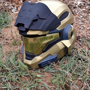 Halo Reach Noble 6 (Mark VB) 3D printed Life-size fan made helmet image 4