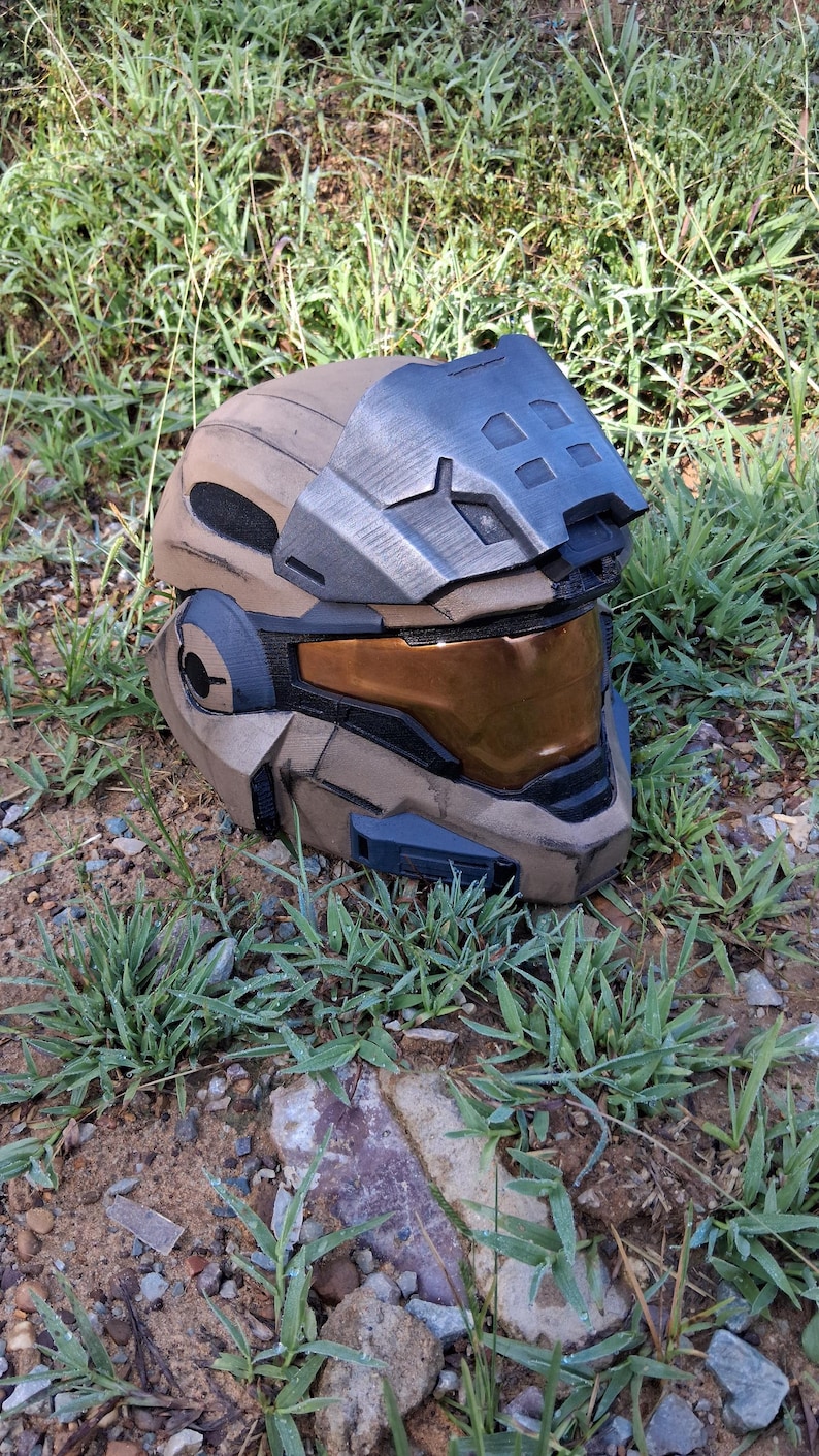 Halo Reach Noble 6 (Mark VB) 3D printed Life-size fan made helmet image 10