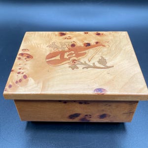 Vintage Reuge Music Box: Burl Wood Violin Inlay, Plays &quot;Evergreen&quot;