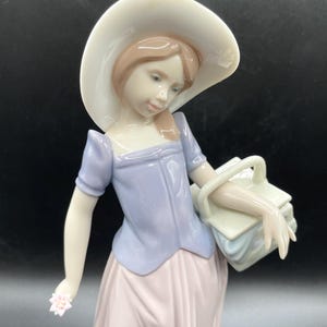 Lladro Figurine, &quot;Tailor Made&quot;, #6489, Rare Event Exclusive, Girl with Basket, Retired