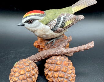 置物 little tern / Golden-Crested Kinglet Lenox Golden Crowned Kinglet Figurine, 1991 Garden Bird Series