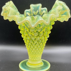 Vintage Fenton Vaseline Uranium Glass Hobnail Vase – Opalescent Ruffled Rim, 1950s Yellow-Green Glow