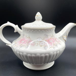 Vintage Crown Dorset Staffordshire Teapot – Pink Floral Ceramic with Gold Trim – Made in England, 1980s”