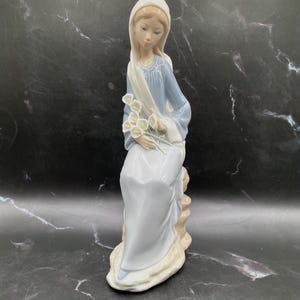 Lladro Figurine, 