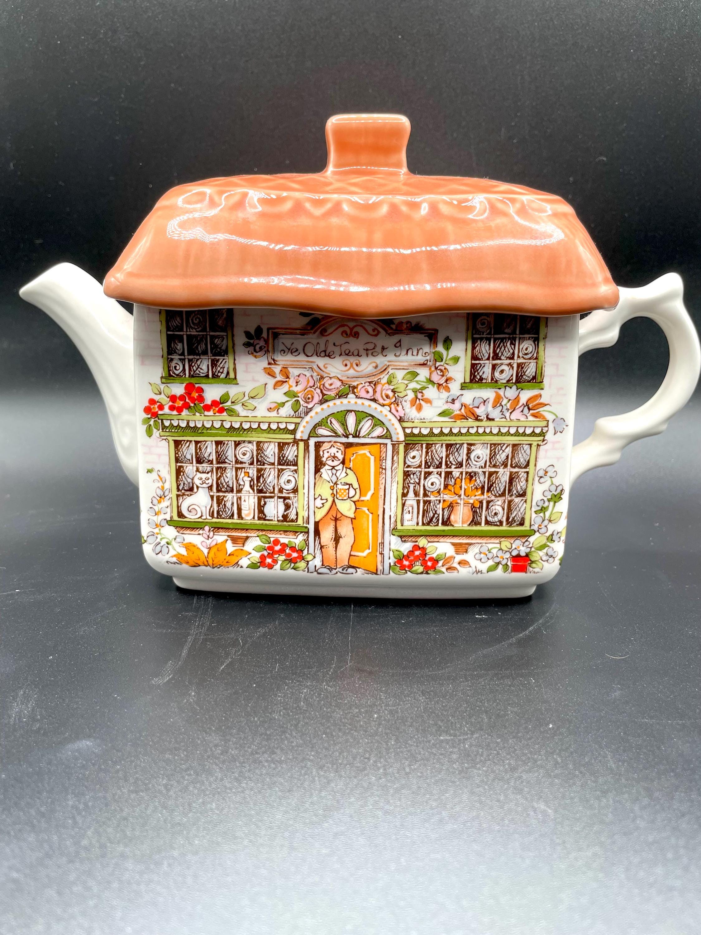 Vintage Sadler “Ye Olde Teapot Inn” Teapot – English Cottage Novelty, 1980s Made in England