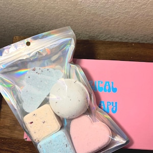 5 bathbomb variety pack/ suprise pack with different shapes/scents